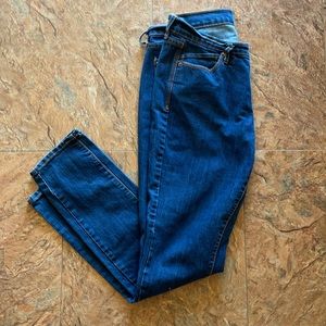 Old Navy Flirt Jeans size 8 regular🔥🔥